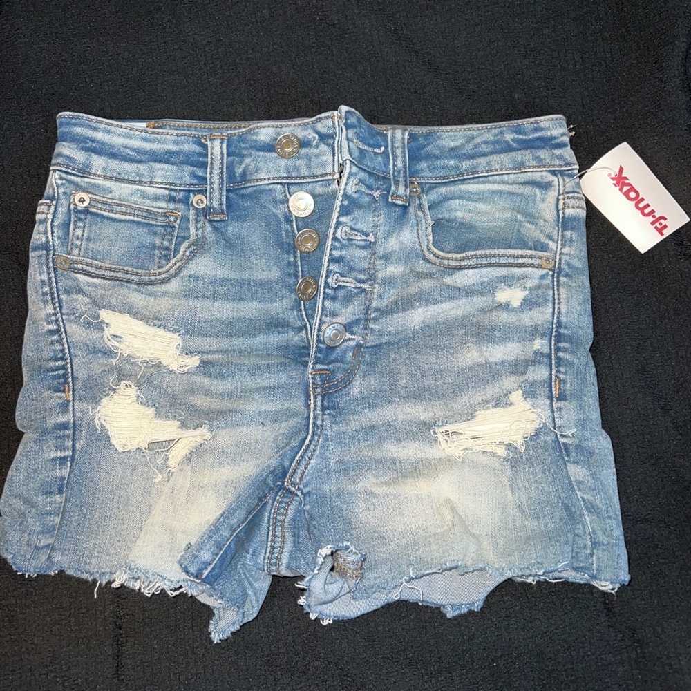 BRAND NEW american eagle shorts